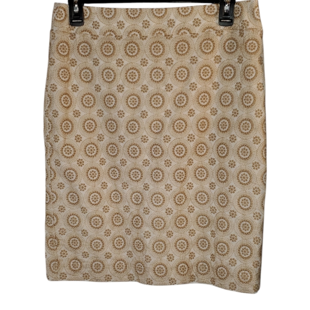 Ann Taylor Cream Gold Embroidered Skirt size 4